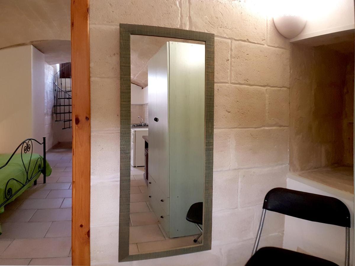 Oikia Vacanze Uggiano La Chiesa Casa Dante Eksteriør bilde