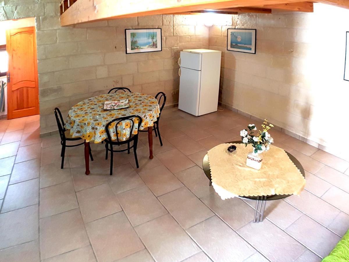 Oikia Vacanze Uggiano La Chiesa Casa Dante Eksteriør bilde